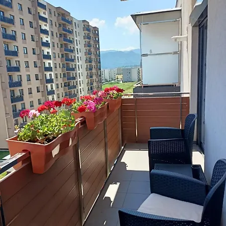 Ariel Deluxe - Balcony & Free Parking 아파트 *