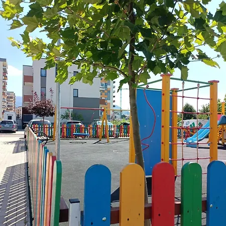 Ariel Deluxe - Balcony & Free Parking 브라쇼브