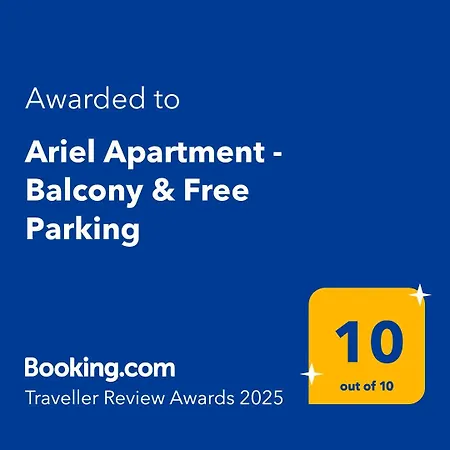 Ariel - Balcony & Free Parking Apartment *